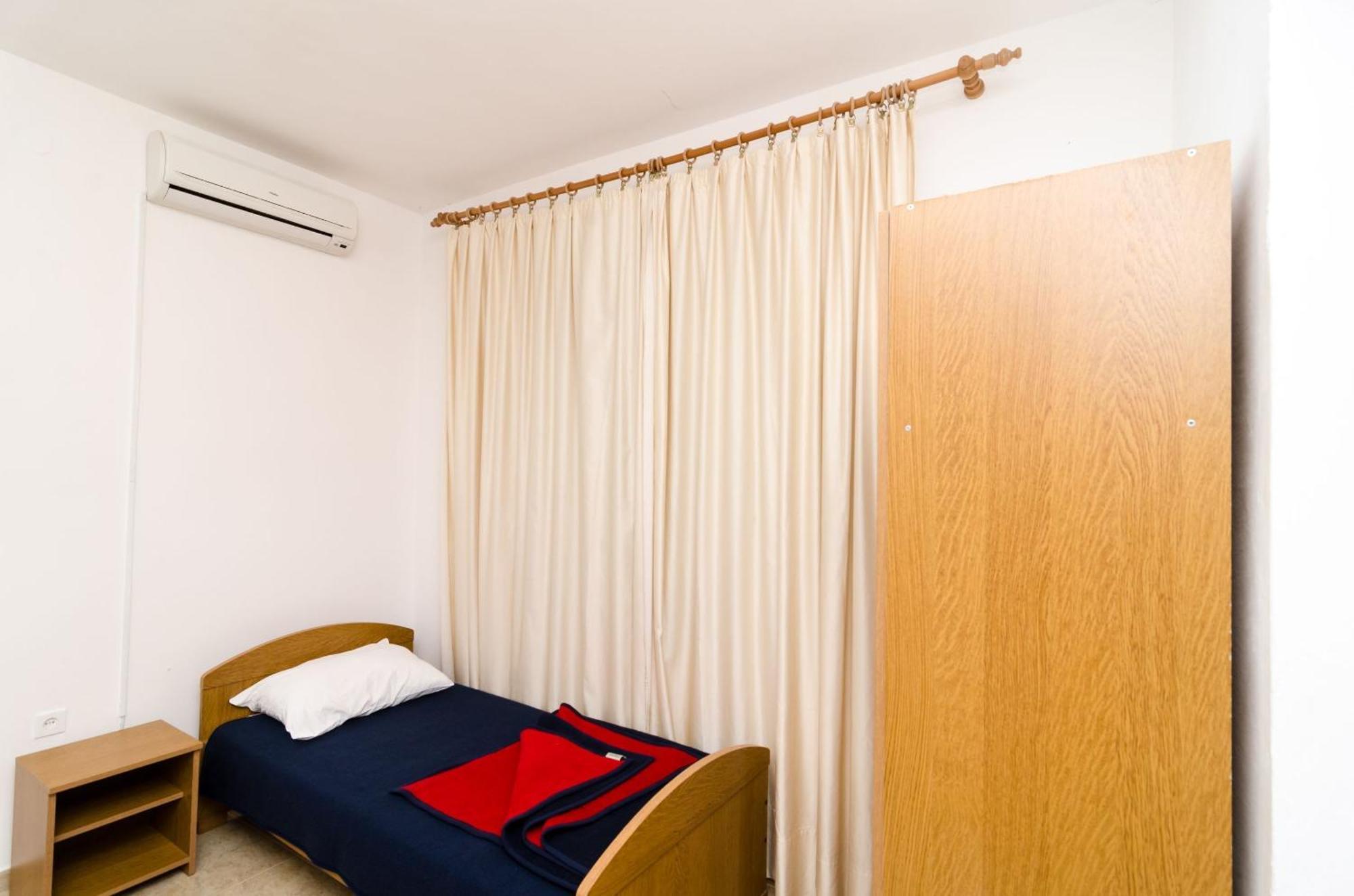 Guest House Kiko Помена Стая снимка